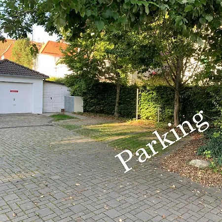 Ruhiges Und Zentral Gelegenes